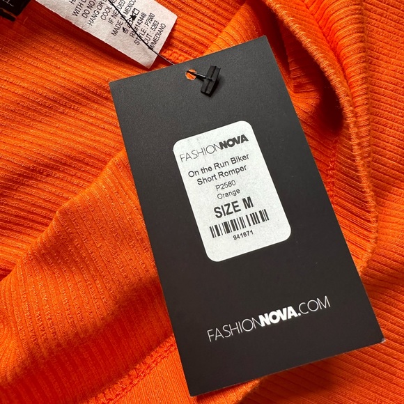 NWT Orange Off-Shoulder Ribbed Biker Romper · Size M - Picture 7 of 7
